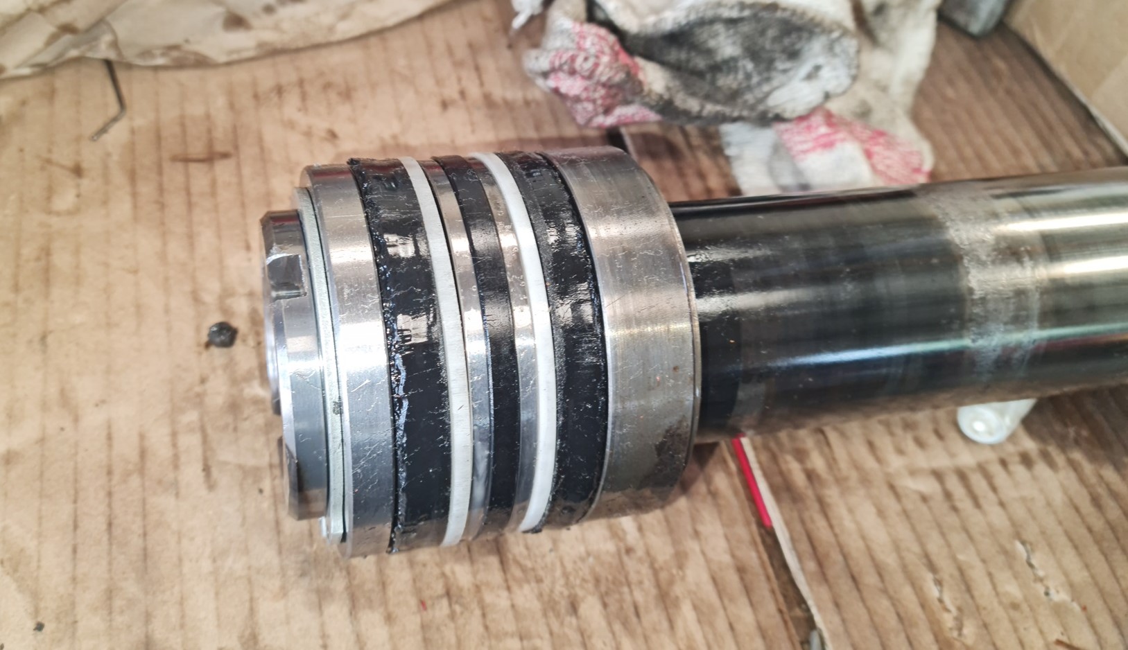 Evitarea defecțiunilor în sistemele hidraulice și verificarea nivelului de ulei